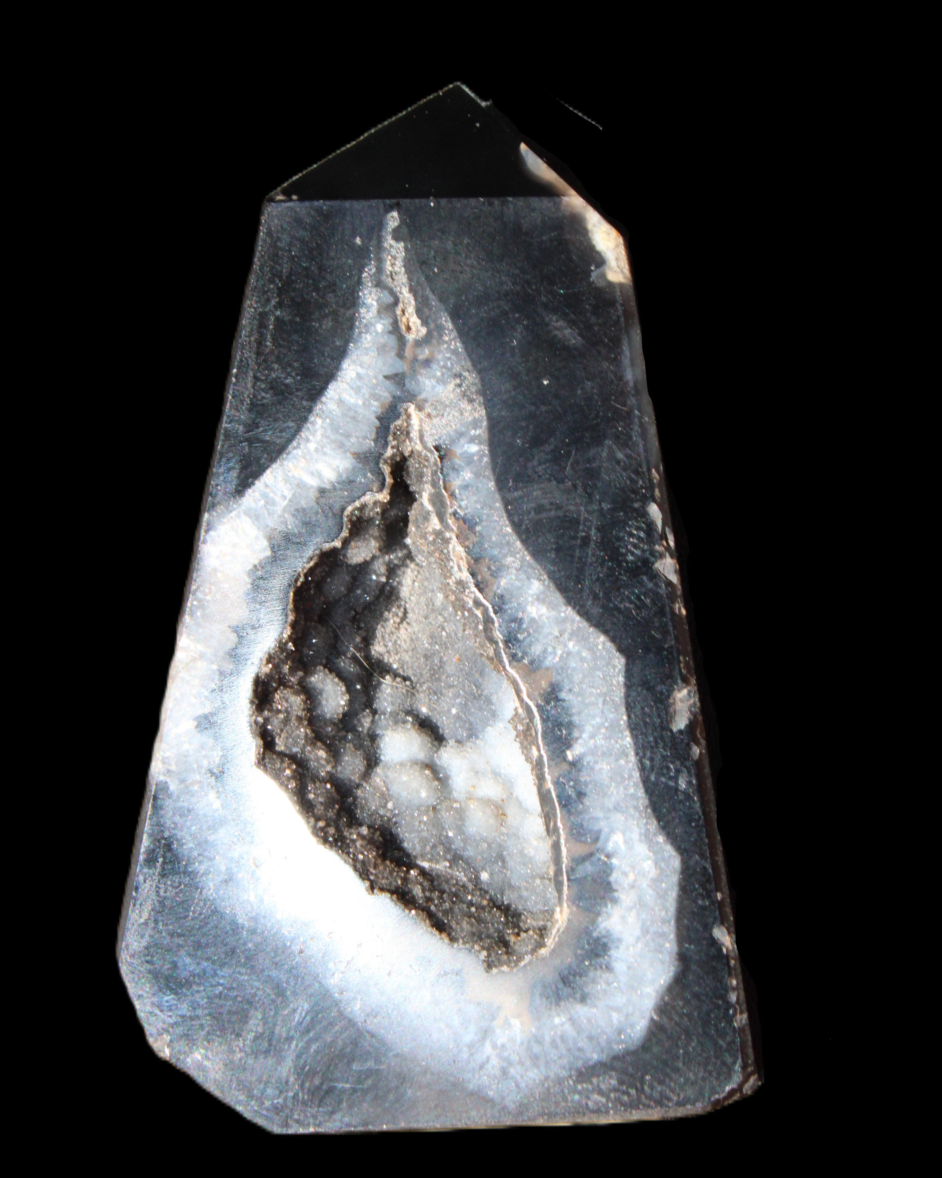 Onyx Agate wand 68*40*9mm 64g in sunlight - Rocks and Things Store