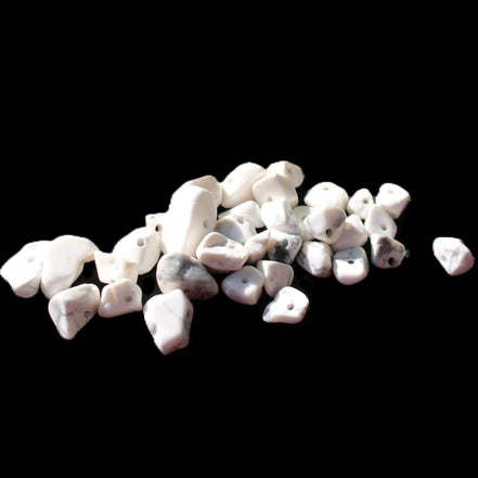 Tiny drilled beads for bracelet/necklace Black and White 10g in sunlight - Rocks and Things Store
