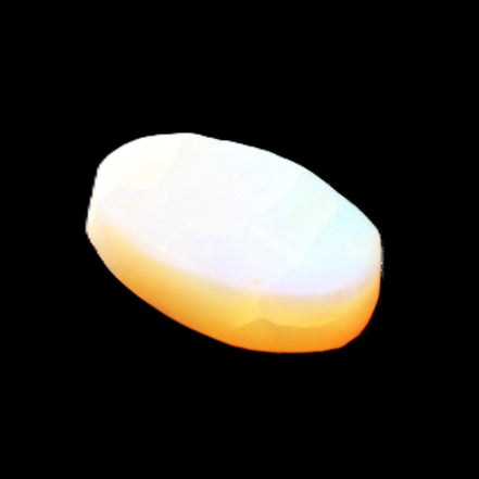 Australian opal 18mm 9.5ct 1.9g in sunlight - Rocks and Things Store