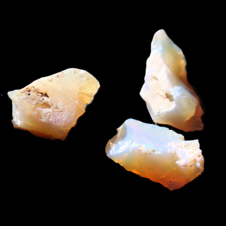 Australian opal 11/15/16mm 15ct 2.9g in bright sunlight - Rocks and Things Store