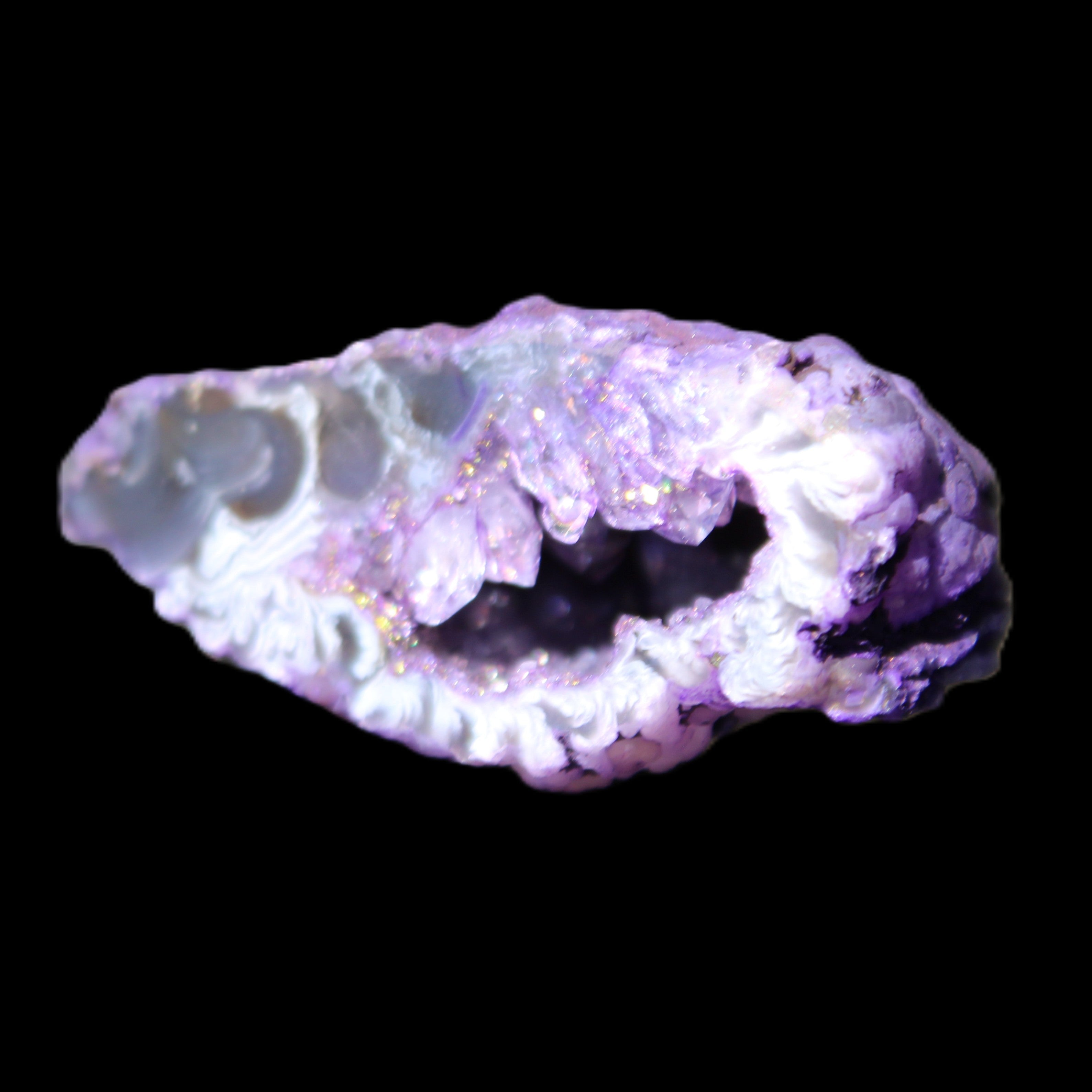 Violet dyed Agate geode 47*30*20mm 31g in sunlight - Rocks and Things Store