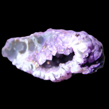 Violet dyed Agate geode 47*30*20mm 31g in sunlight - Rocks and Things Store