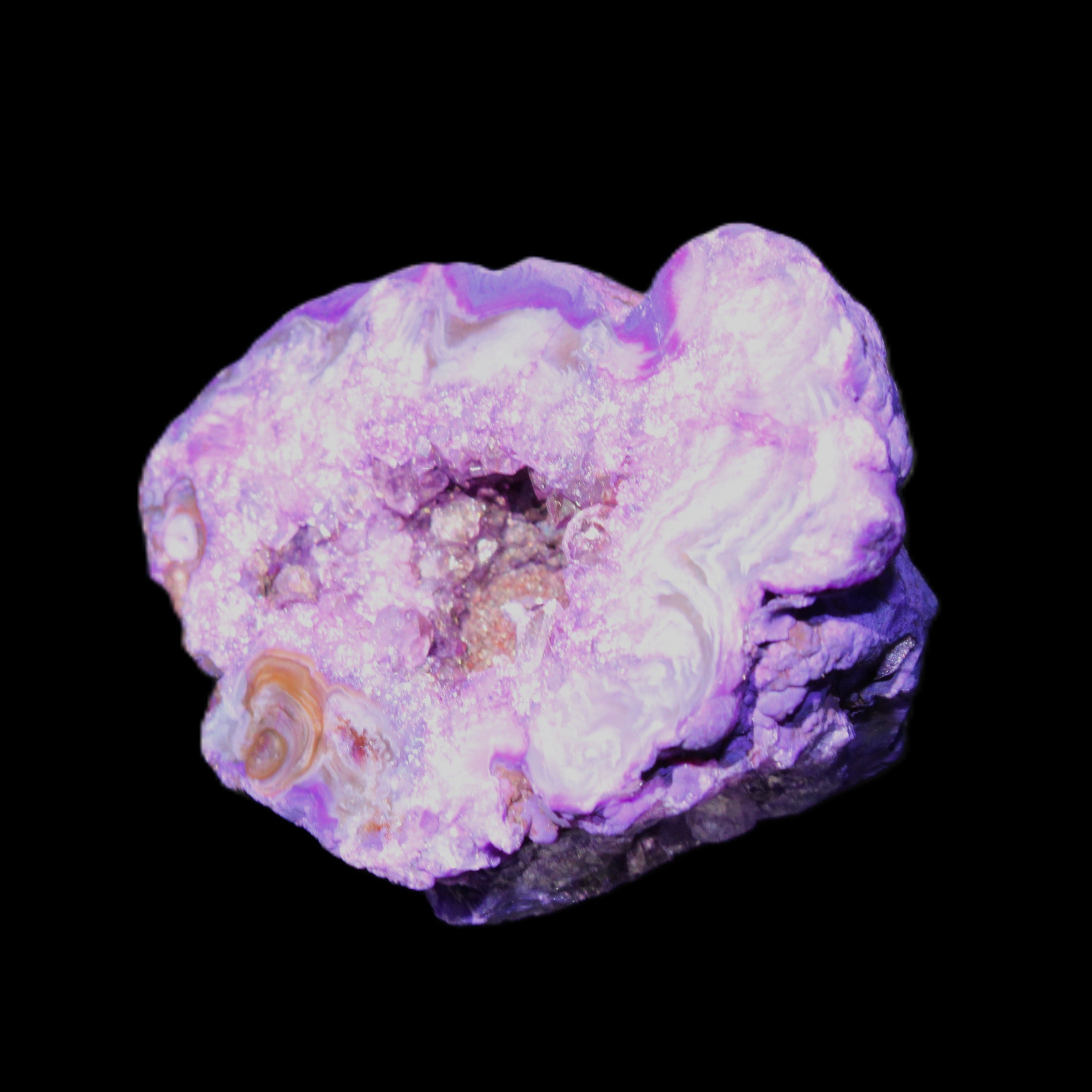 Violet dyed Agate geode 45*34*27mm 34g in sunlight - Rocks and Things Store
