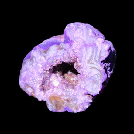 Violet dyed Agate geode 45*34*27mm 34g in sunlight - Rocks and Things Store