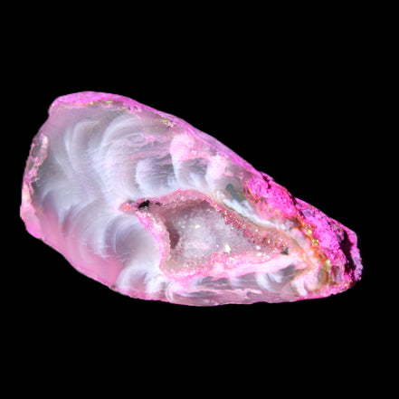 Magenta dyed Agate geode 41*22*14mm 20g in sunlight - Rocks and Things Store