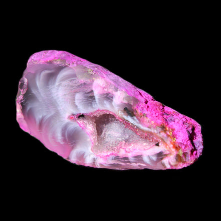 Magenta dyed Agate geode 41*22*14mm 20g in sunlight - Rocks and Things Store