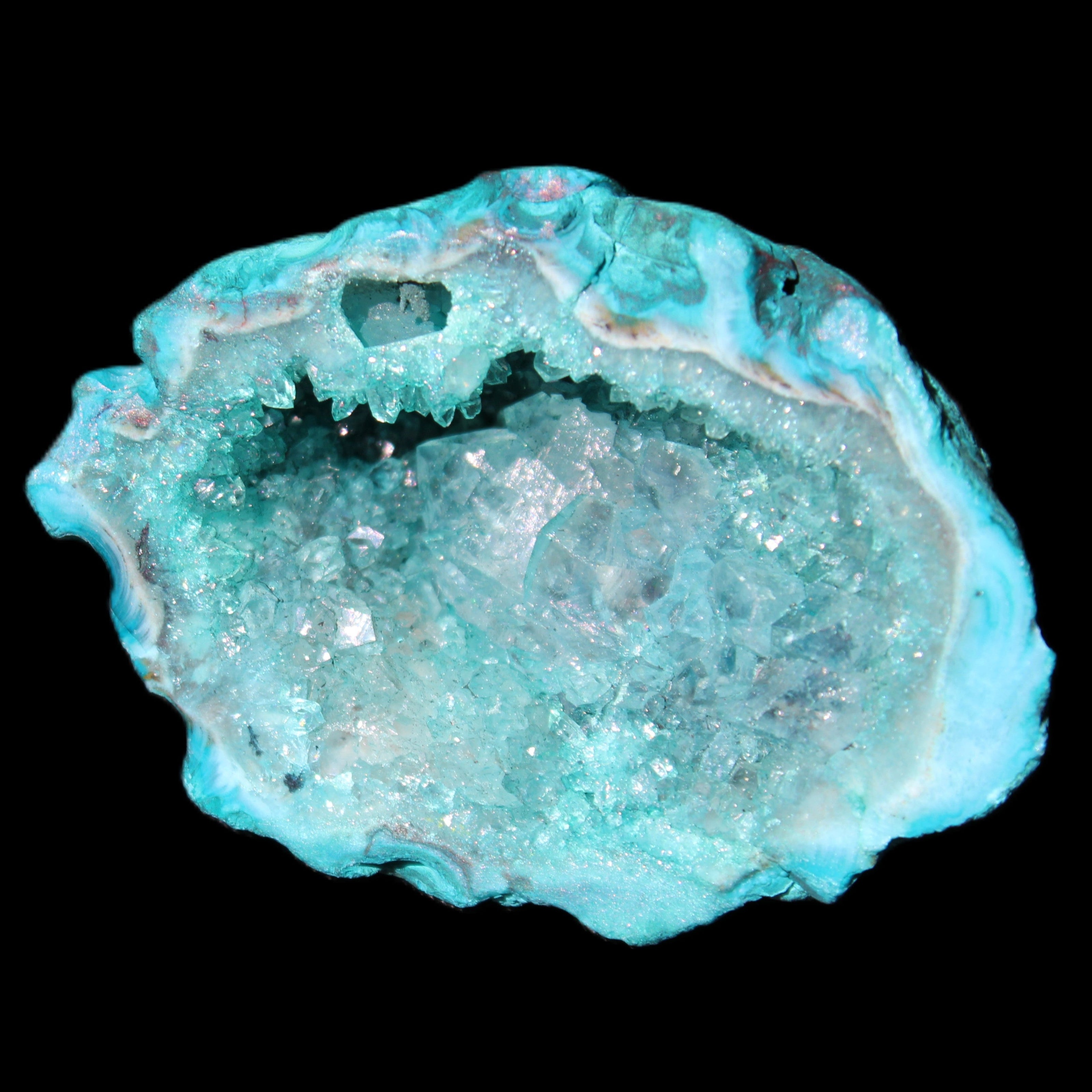 Green dyed Agate geode 48*36*30mm 33g in sunlight - Rocks and Things Store
