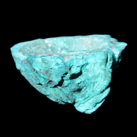 Green dyed Agate geode 48*36*30mm 33g in sunlight - Rocks and Things Store