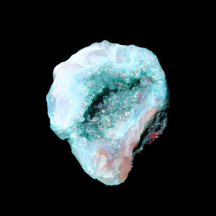Green dyed Agate geode 44*38*12mm 29g in sunlight - Rocks and Things Store