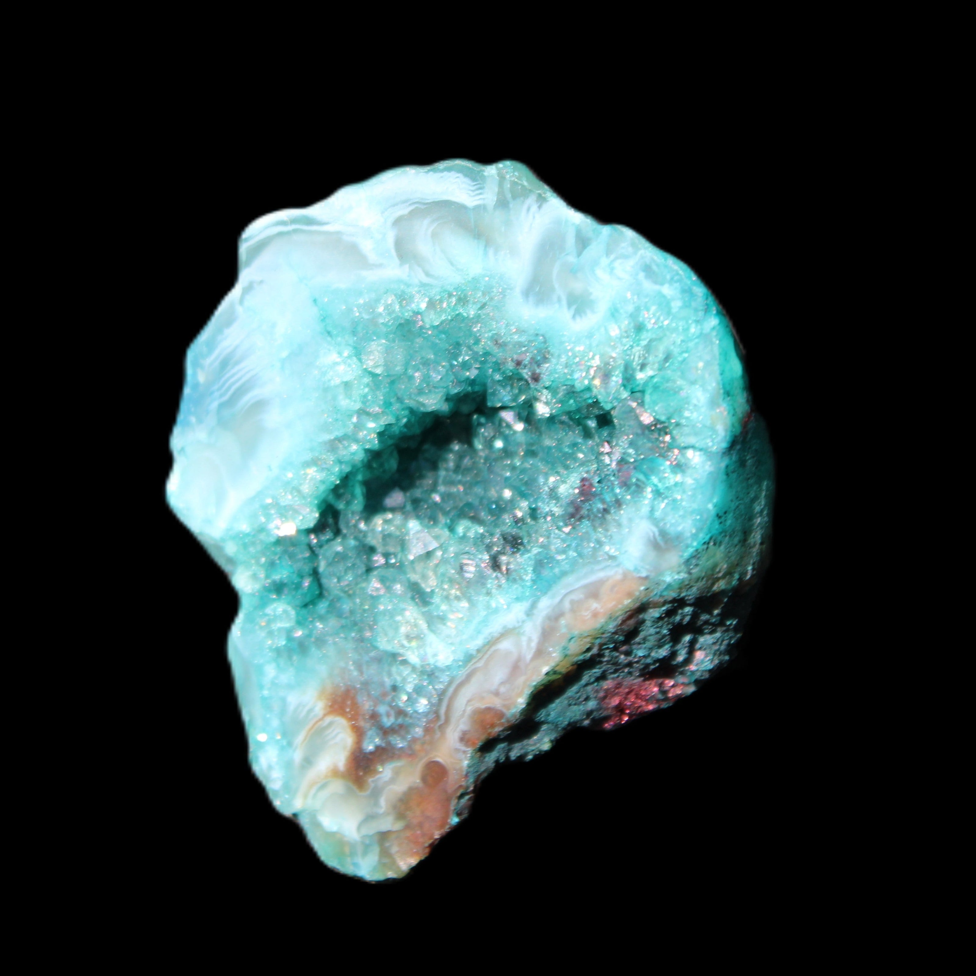 Green dyed Agate geode 44*38*12mm 29g in sunlight - Rocks and Things Store