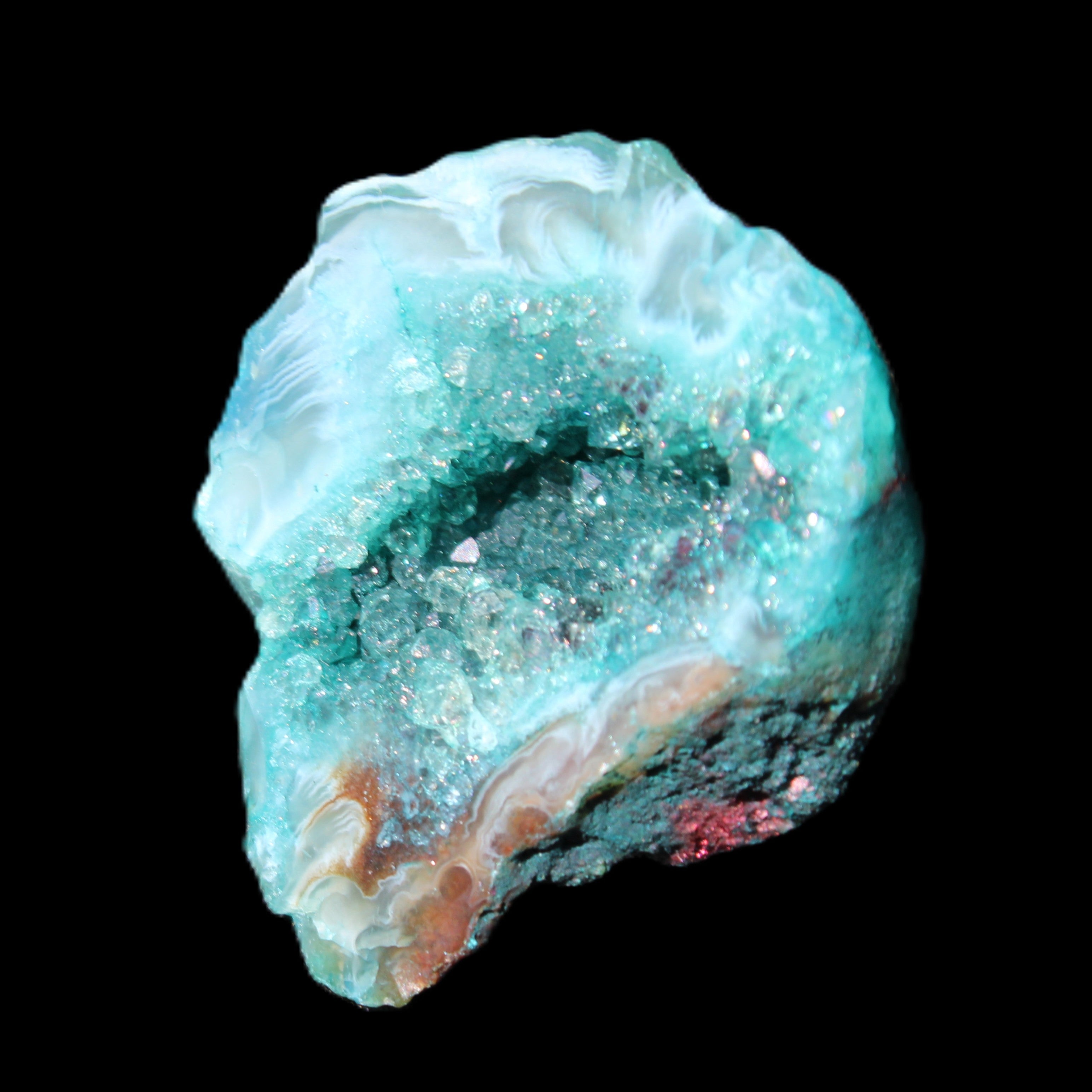 Green dyed Agate geode 44*38*12mm 29g in sunlight - Rocks and Things Store