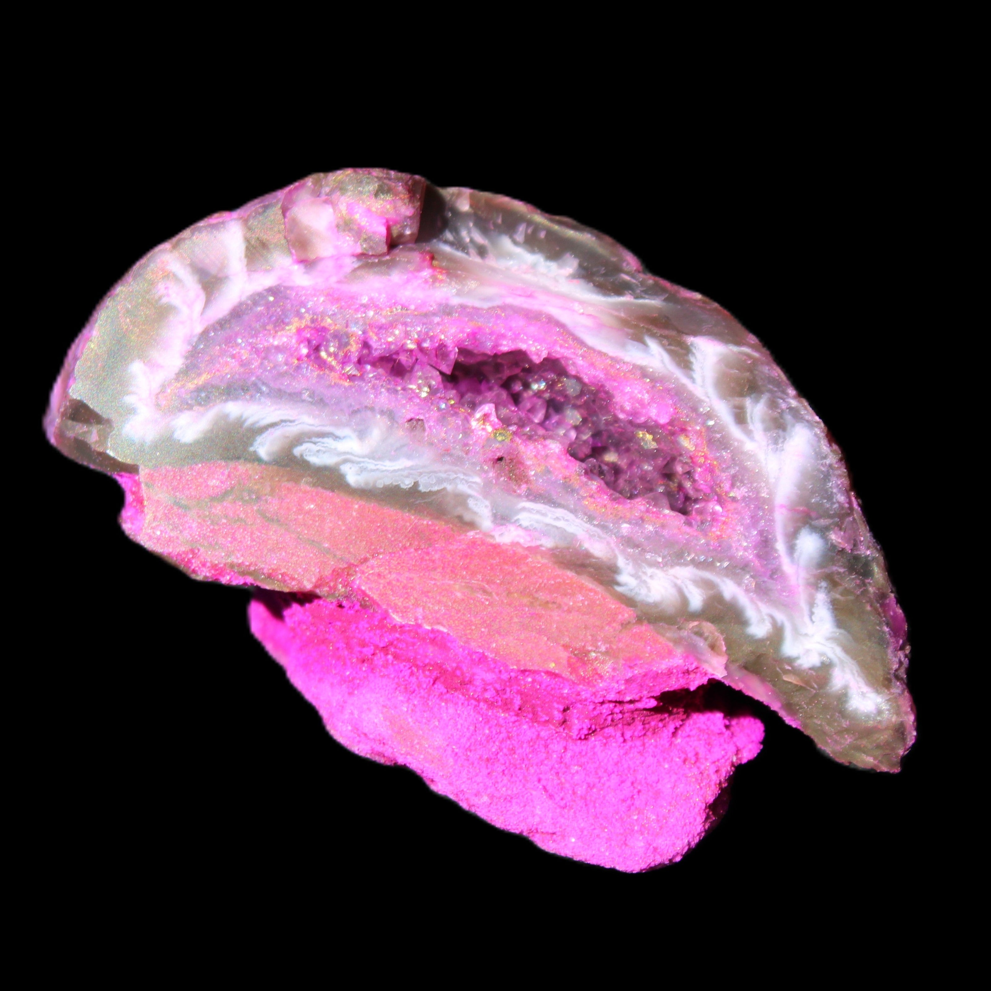 Magenta dyed lumpy Agate geode 46*28*27mm 42g in sunlight - Rocks and Things Store