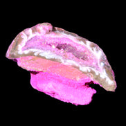 Magenta dyed lumpy Agate geode 46*28*27mm 42g in sunlight - Rocks and Things Store