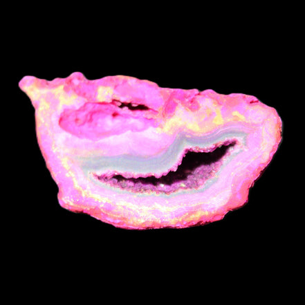 Magenta dyed Agate geode 44*25*18mm 17g in sunlight - Rocks and Things Store