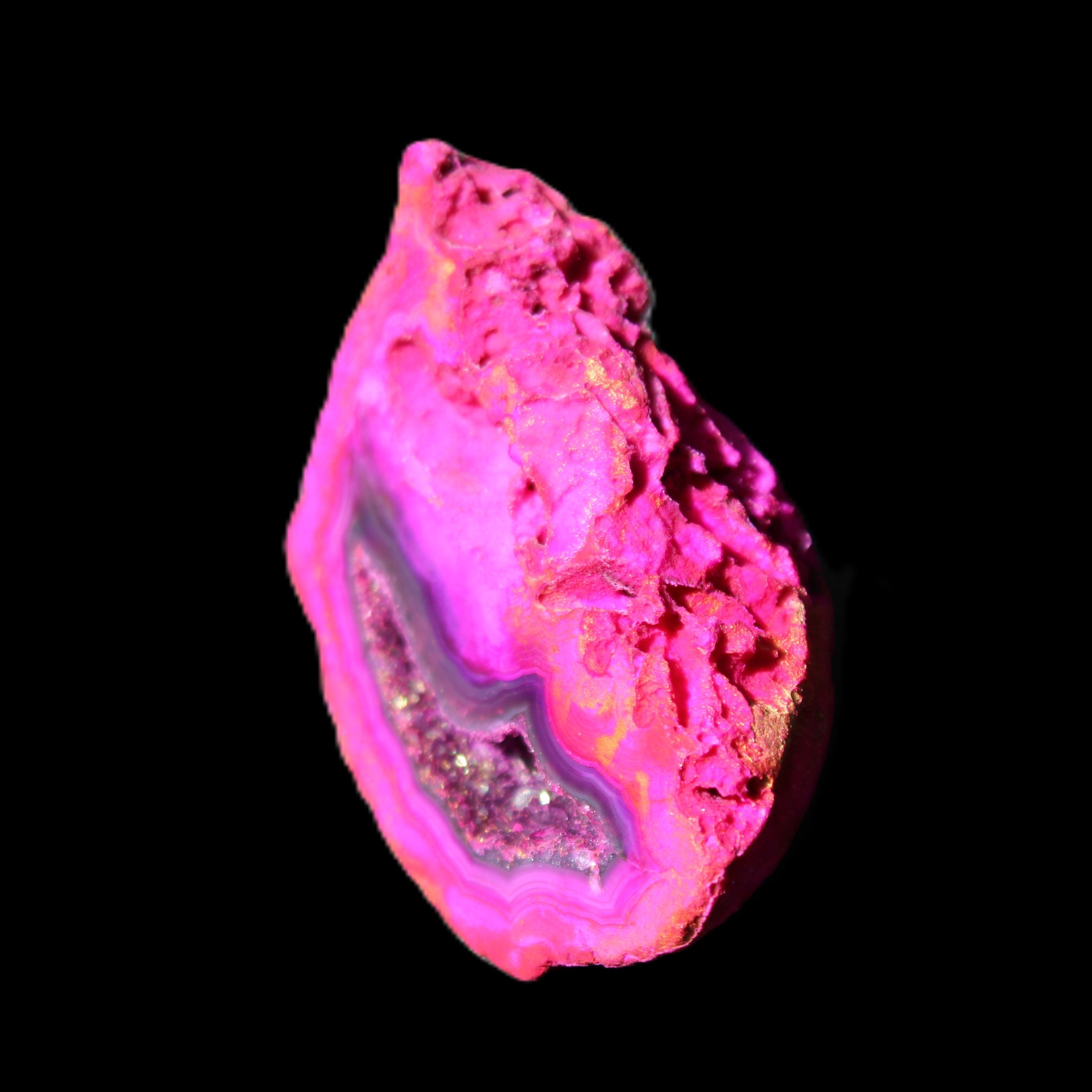 Magenta dyed Agate geode 44*25*18mm 17g in sunlight - Rocks and Things Store