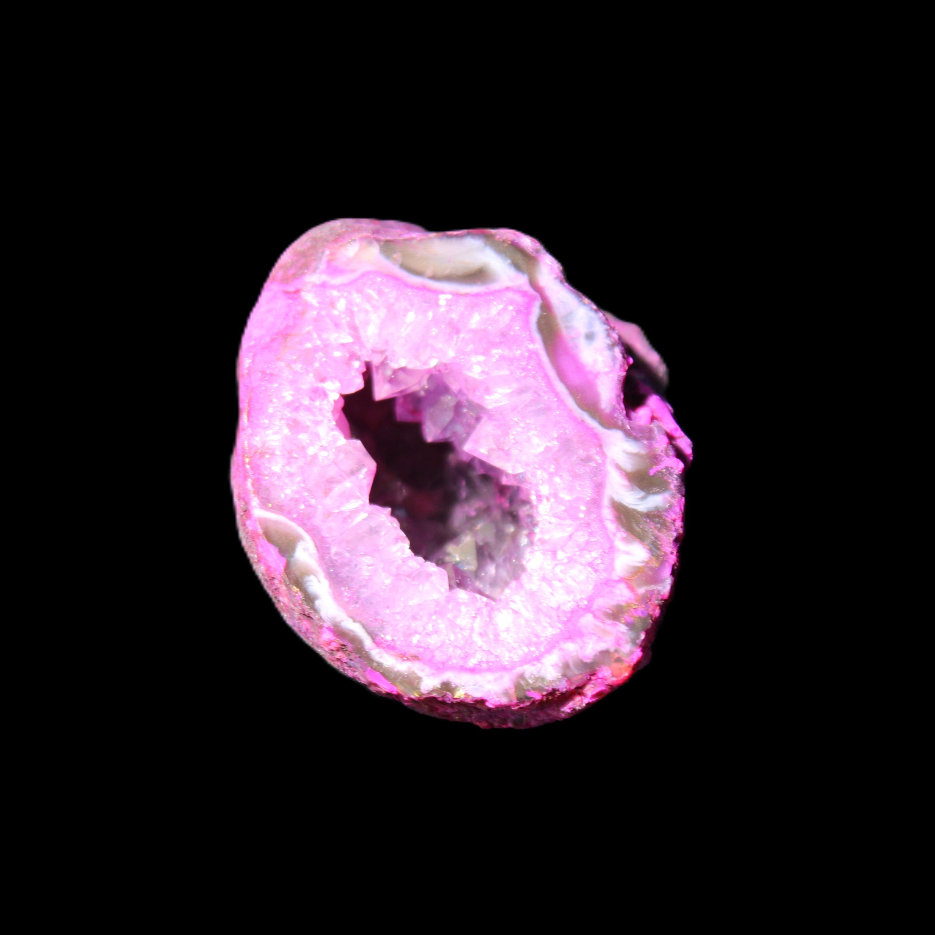 Magenta dyed Agate geode 38*30*40mm 45g in sunlight - Rocks and Things Store
