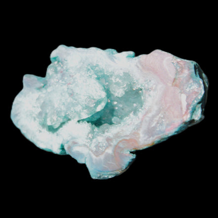 Green dyed Agate geode 44*28*20mm 22g in sunlight - Rocks and Things Store