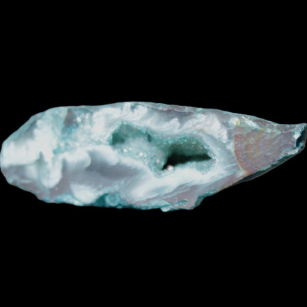 Green dyed Agate geode 45*15*22mm 21g in sunlight - Rocks and Things Store