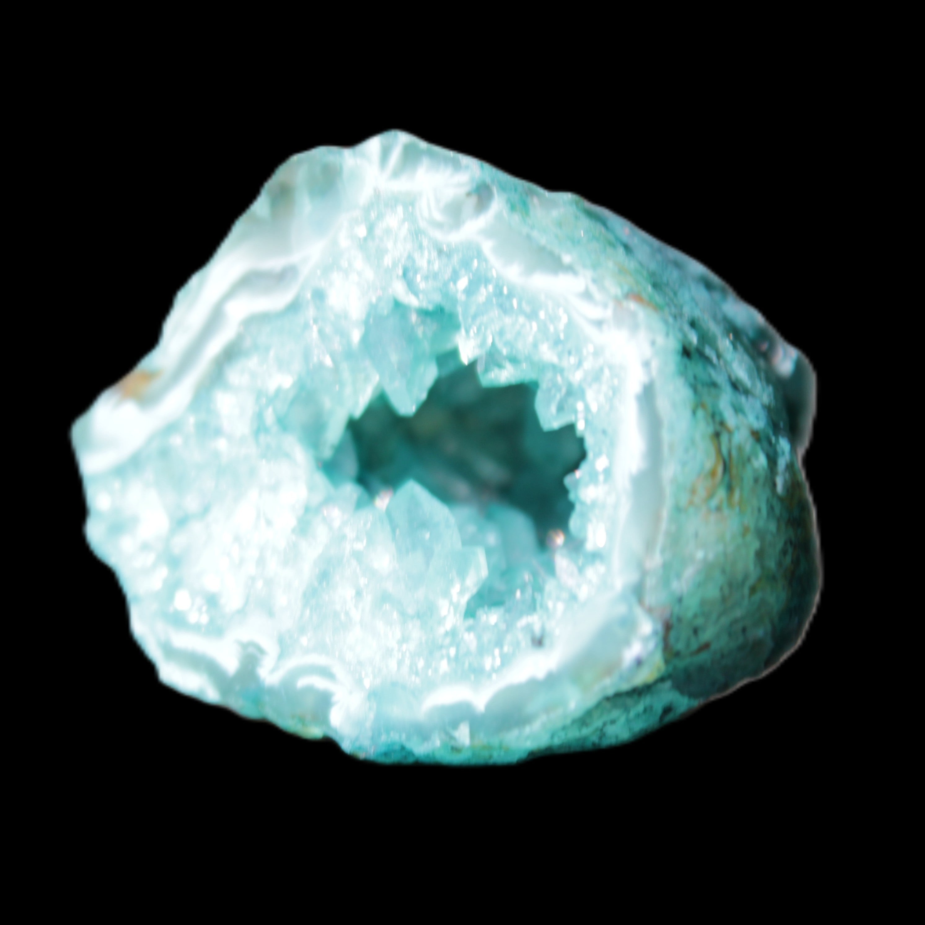 Green dyed Agate geode 50*28*32mm 46g in sunlight - Rocks and Things Store