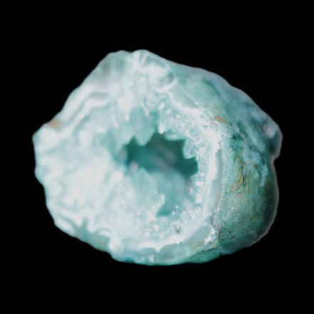 Green dyed Agate geode 50*28*32mm 46g in sunlight - Rocks and Things Store