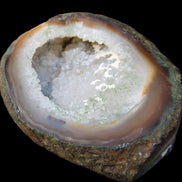 Agate geode 92*80*36mm  (312+83g) 395g in sunlight - Rocks and Things Store
