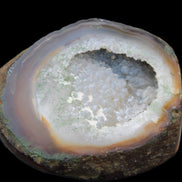 Agate geode 92*80*36mm  (312+83g) 395g in sunlight - Rocks and Things Store