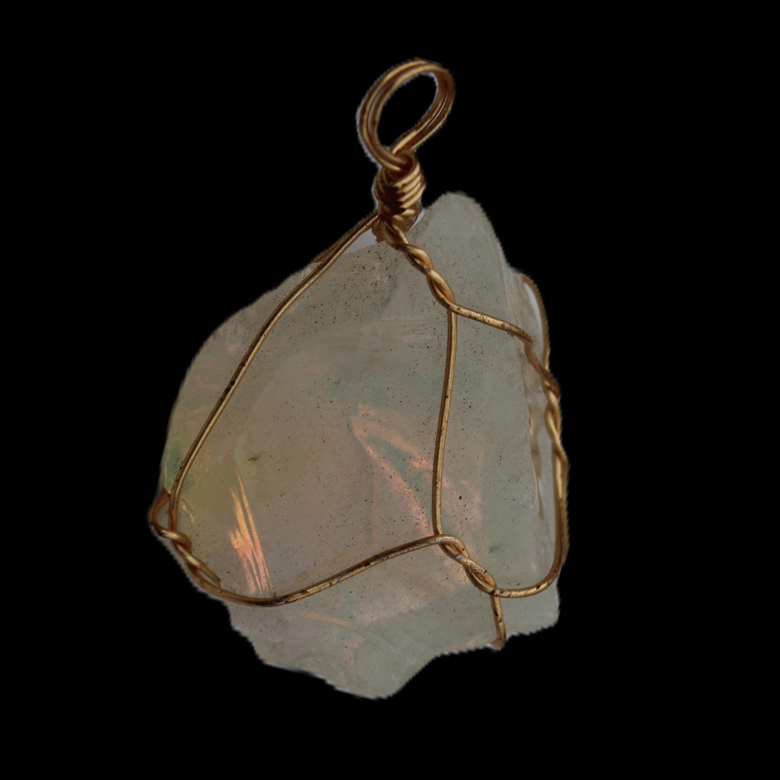 Citrine wire-wrap pendant 28*19*38mm 11.7g in sunlight - Rocks and Things Store
