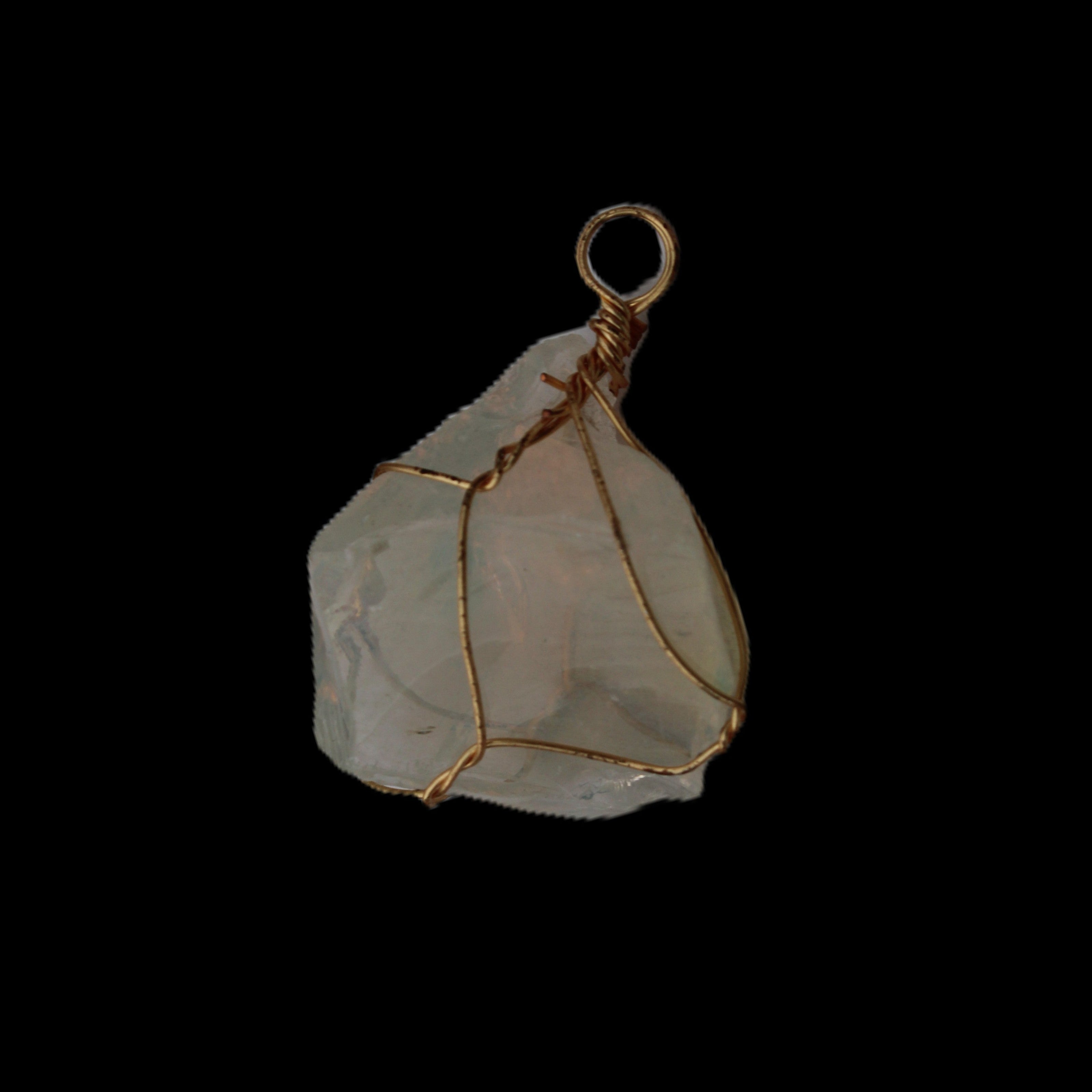 Citrine wire-wrap pendant 28*19*38mm 11.7g in sunlight - Rocks and Things Store