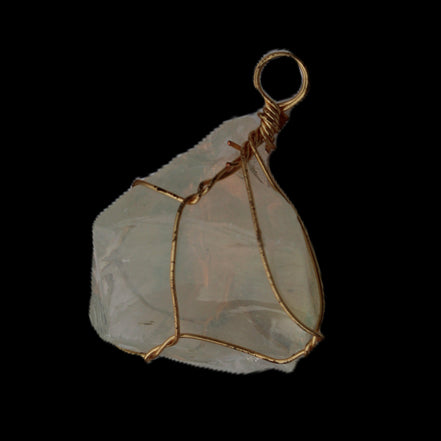 Citrine wire-wrap pendant 28*19*38mm 11.7g in sunlight - Rocks and Things Store