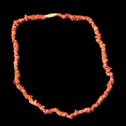Carnelian Agate crystal chip necklace 420mm 15g in sunlight - Rocks and Things Store