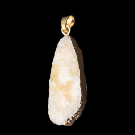 Quartz geode pendant 15-36mm 7g
