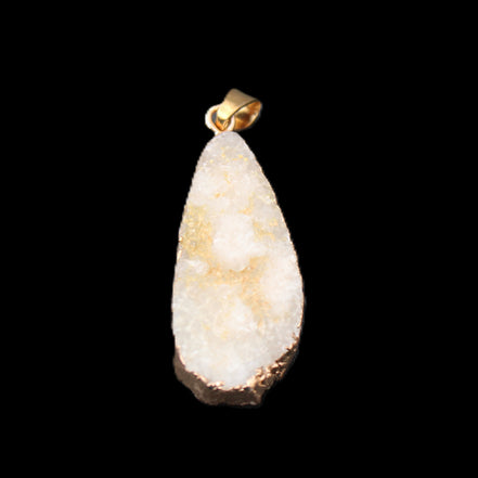 Quartz geode pendant 15-36mm 7g