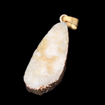 Quartz geode pendant 15-36mm 7g