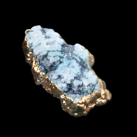 Quartz geode pendant 25-46mm 14g in sunlight - Rocks and Things Store