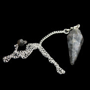 Labradorite pendulum 32mm 9g in sunlight - Rocks and Things Store