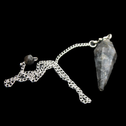 Labradorite pendulum 32mm 9g in sunlight - Rocks and Things Store