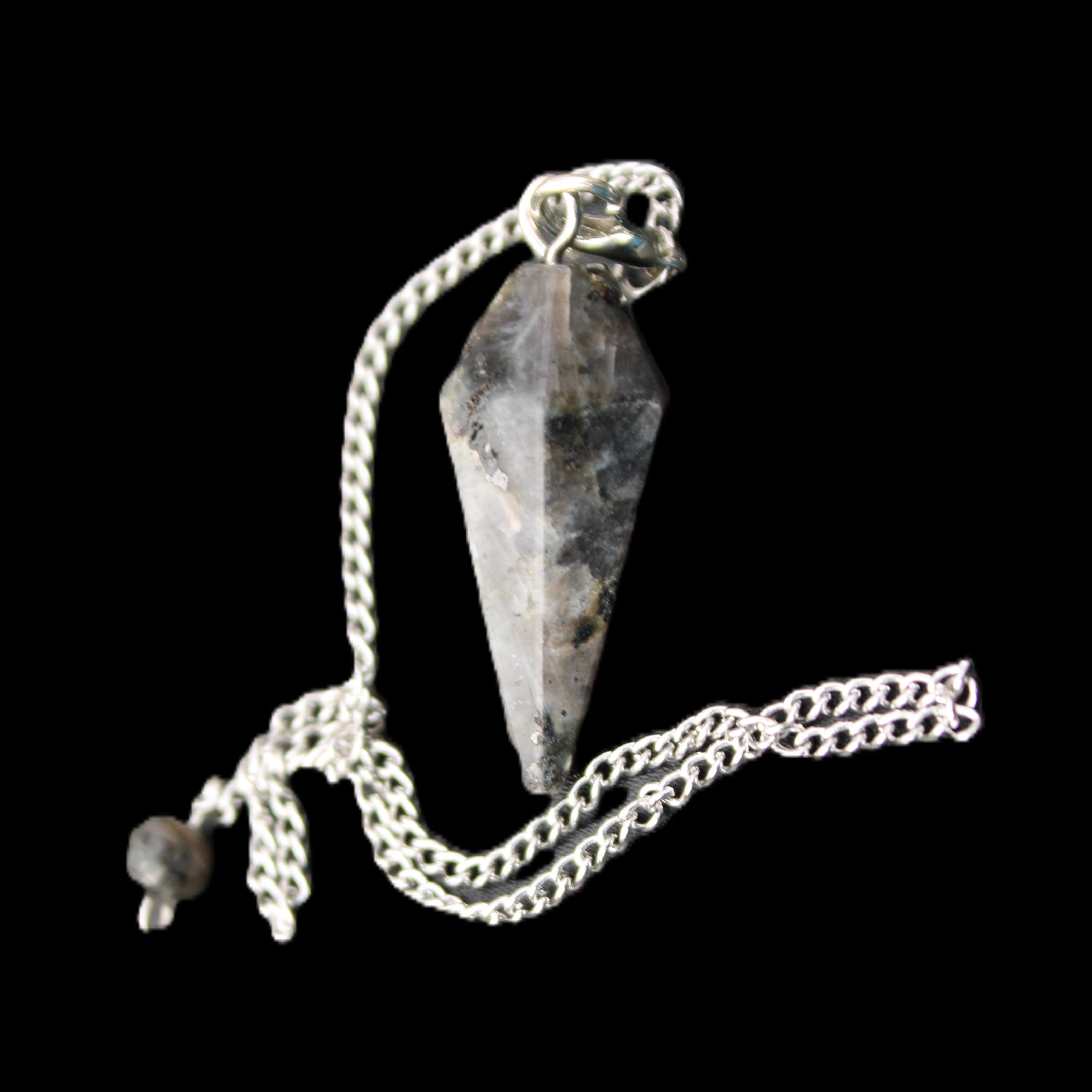 Labradorite pendulum 32mm 9g in sunlight - Rocks and Things Store