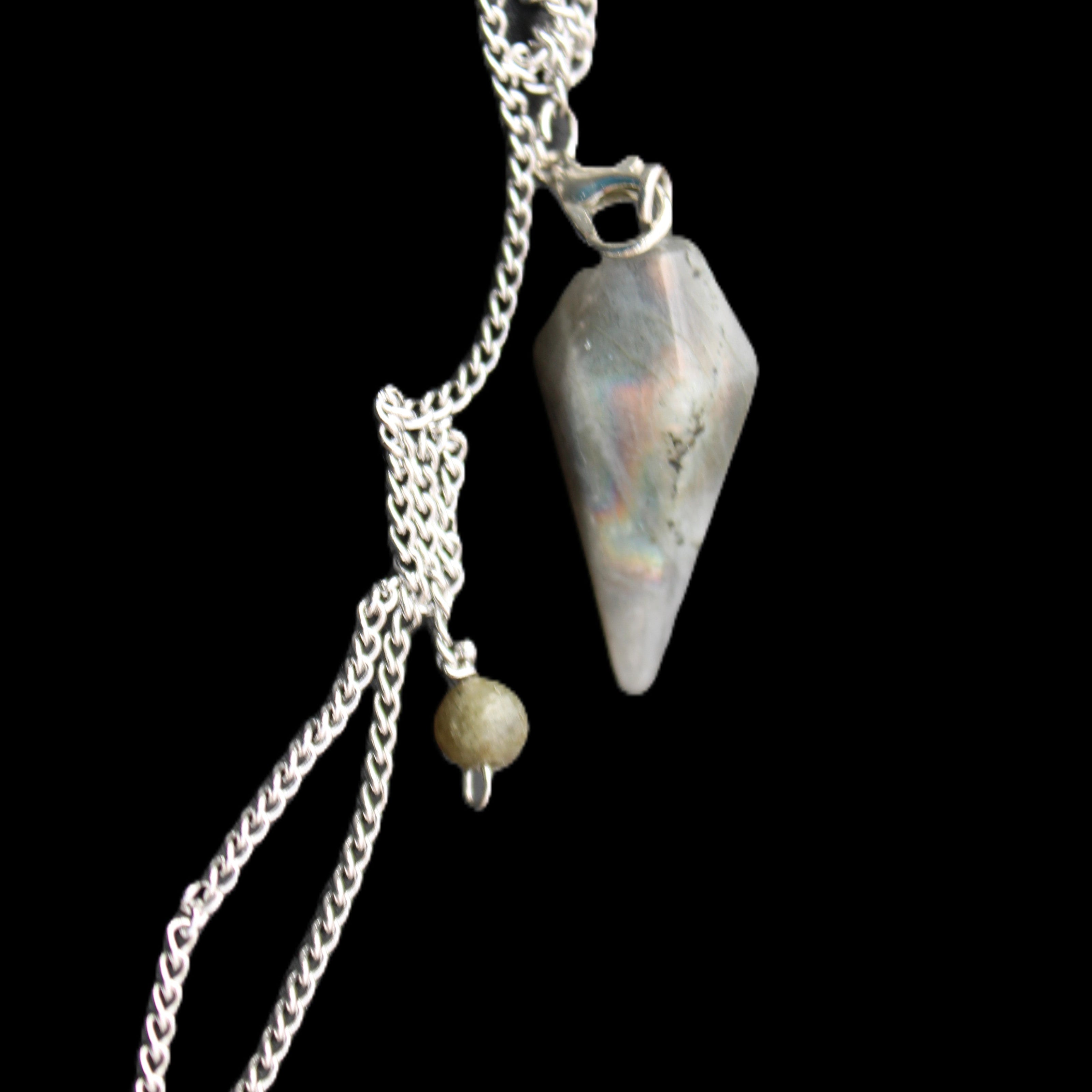 Labradorite pendulum 32mm 9g in sunlight - Rocks and Things Store