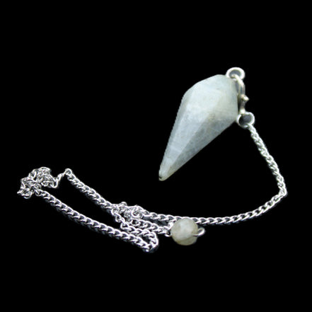 Labradorite pendulum 32mm 9g in sunlight - Rocks and Things Store
