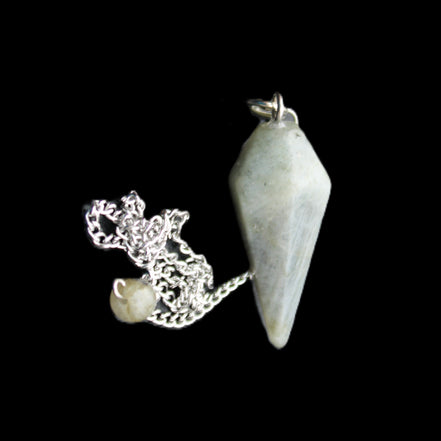 Labradorite pendulum 32mm 9g in sunlight - Rocks and Things Store