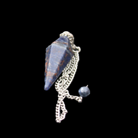 Sodalite pendulum 35mm 9g in sunlight - Rocks and Things Store