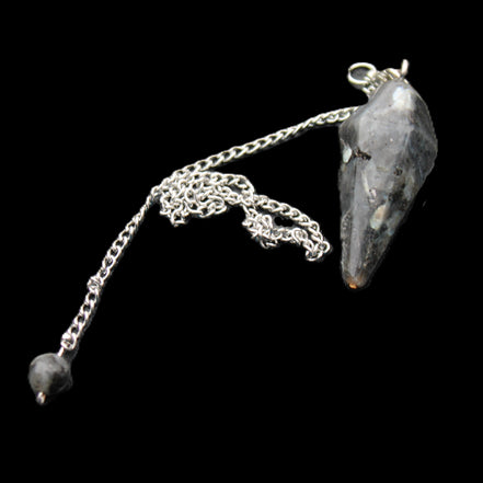 Indigo Gabbro pendulum 34mm 10g in sunlight - Rocks and Things Store