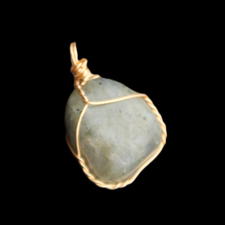Labradorite wire wrapped pendant 18*15*23mm 10g in sunlight - Rocks and Things Store