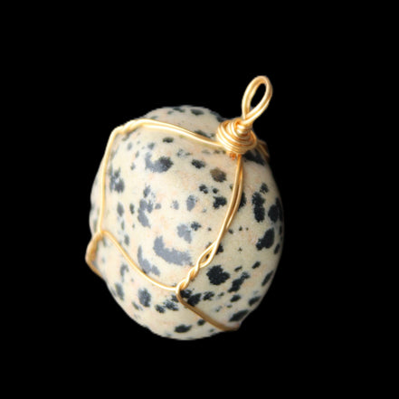 Leopard Stone wire wrapped pendant 23*16mm 18g in sunlight - Rocks and Things Store
