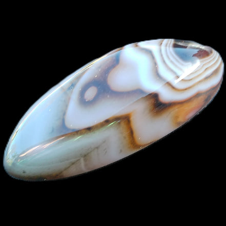 Crazy Lace Sardonyx Agate 41*15*12mm 15g in sunlight - Rocks and Things Store