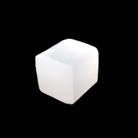 Selenite cube 20-22mm 23-28g in sunlight - Rocks and Things Store