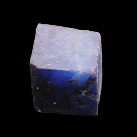 Sapphire cube from Sri Lanka (dyed) 24mm 141ct in sunlight - Rocks and Things Store