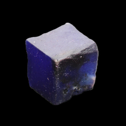 Sapphire cube from Sri Lanka (dyed) 24mm 141ct in sunlight - Rocks and Things Store