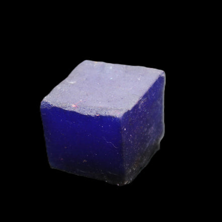Sapphire cube from Sri Lanka (dyed) 24mm 141ct in sunlight - Rocks and Things Store