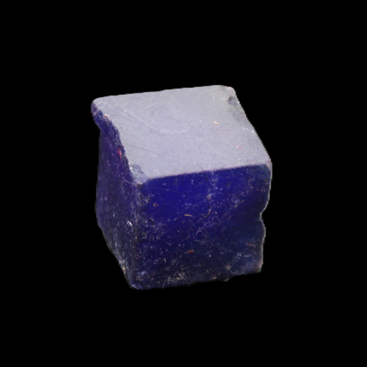 Sapphire cube from Sri Lanka (dyed) 24mm 141ct in sunlight - Rocks and Things Store